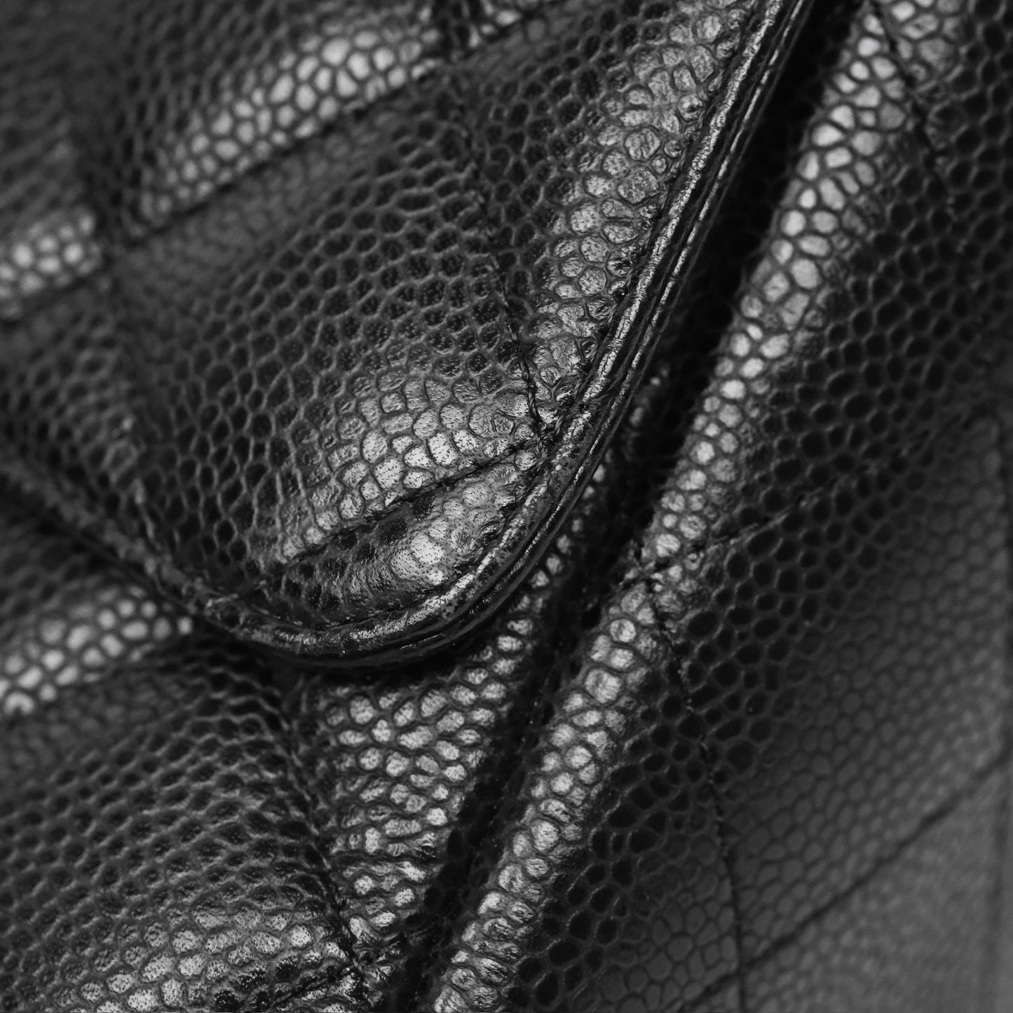 Chanel Maxi Single Flap Quilted Black Caviar Silver Hardware