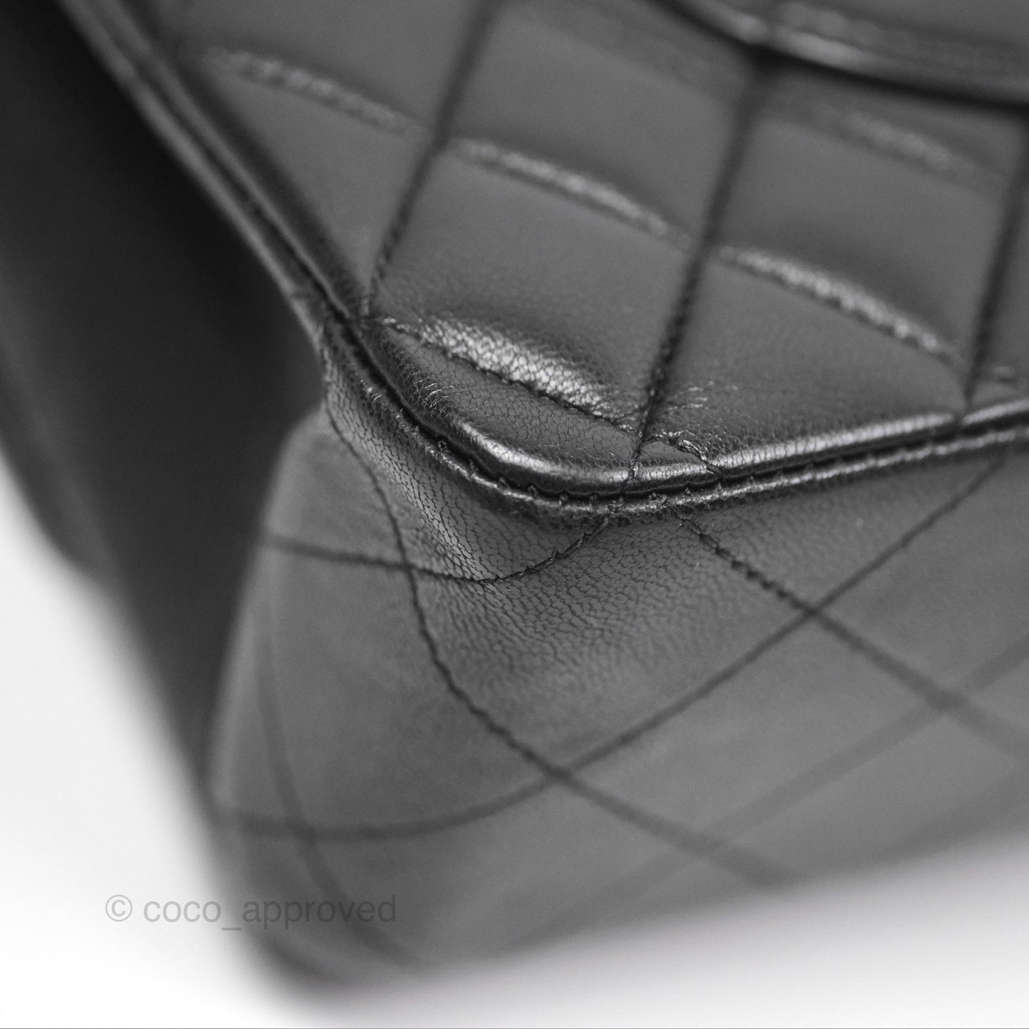 Chanel Classic M/L Medium Flap Quilted Black Lambskin Gold Hardware