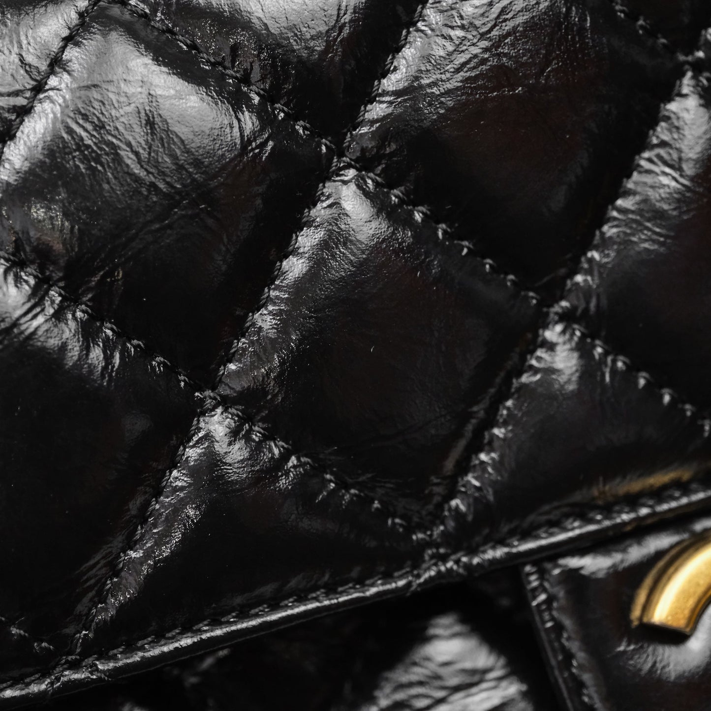 Chanel Medium Quilted Wavy CC Hobo Black Shiny Crumpled Calfskin Aged Gold Hardware