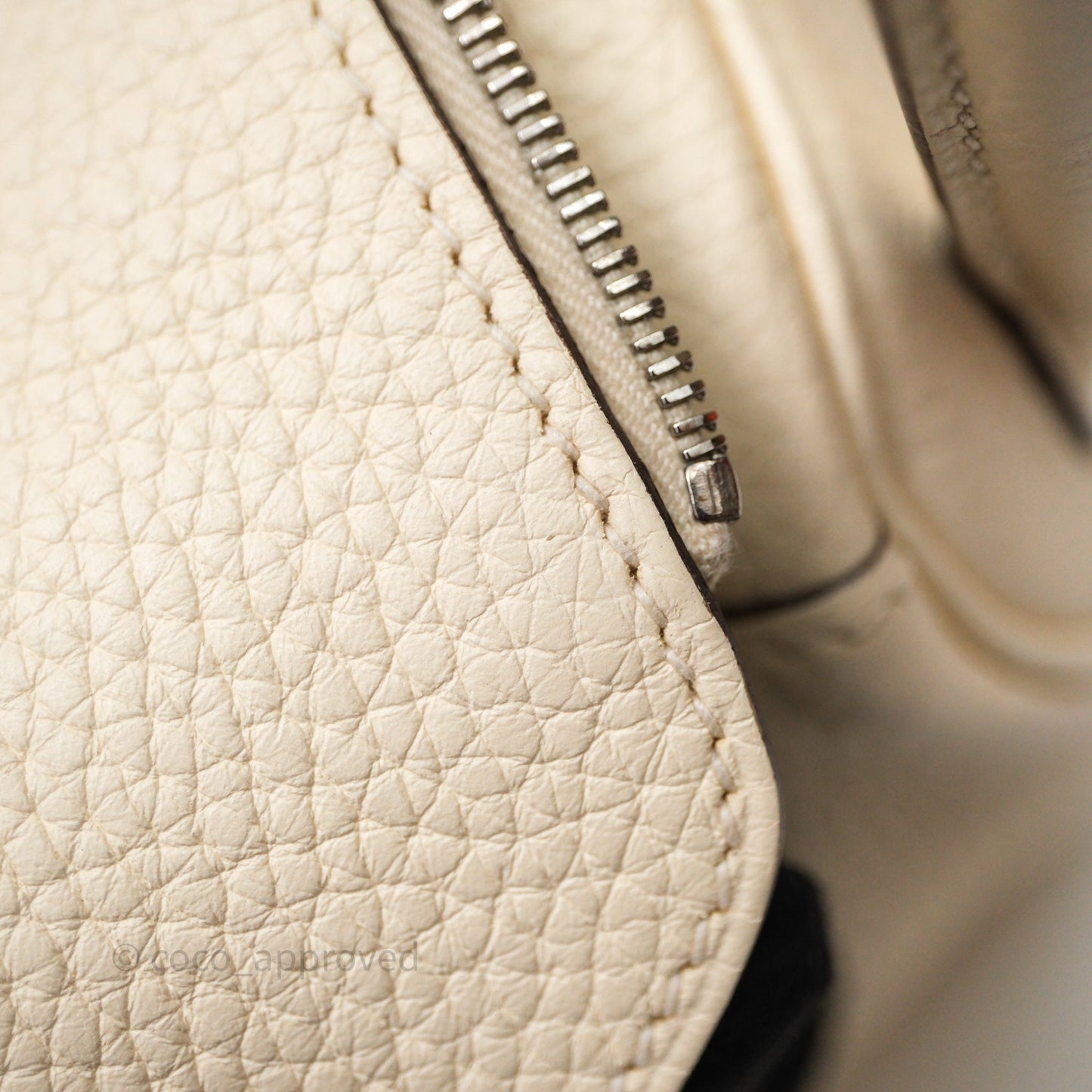 Hermès Lindy 26 Nata I2 Taurillon Clemence Palladium Hardware