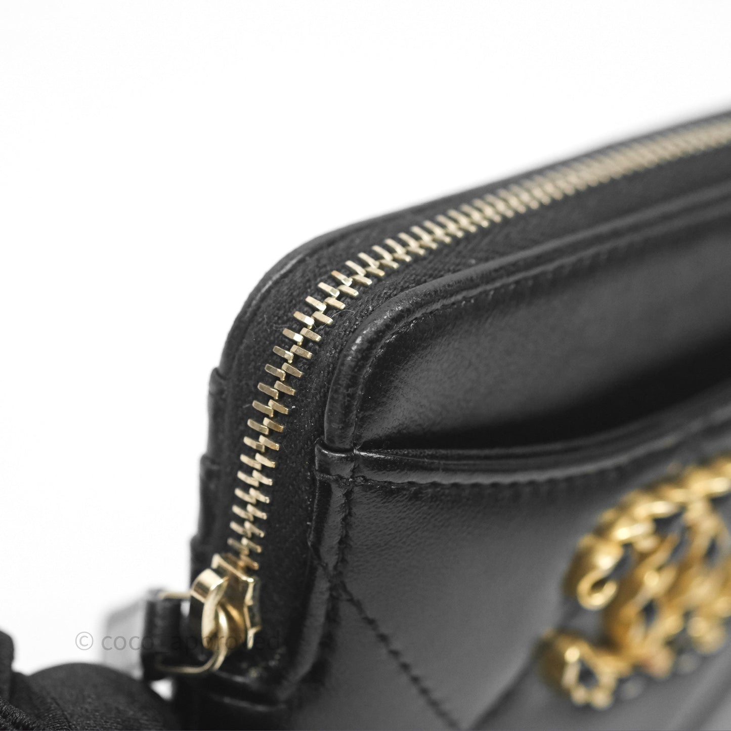 Chanel 19 Black Zipped Coin Purse Lambskin Gold Hardware