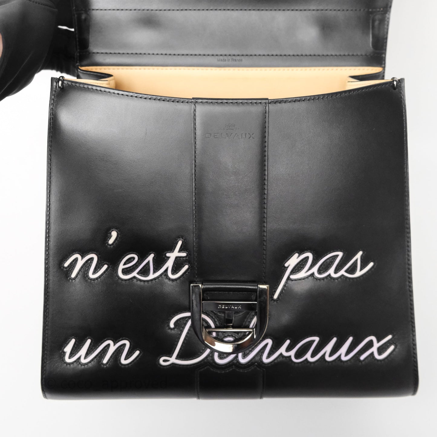 Delvaux Brillant L'Humour MM Black Calfskin