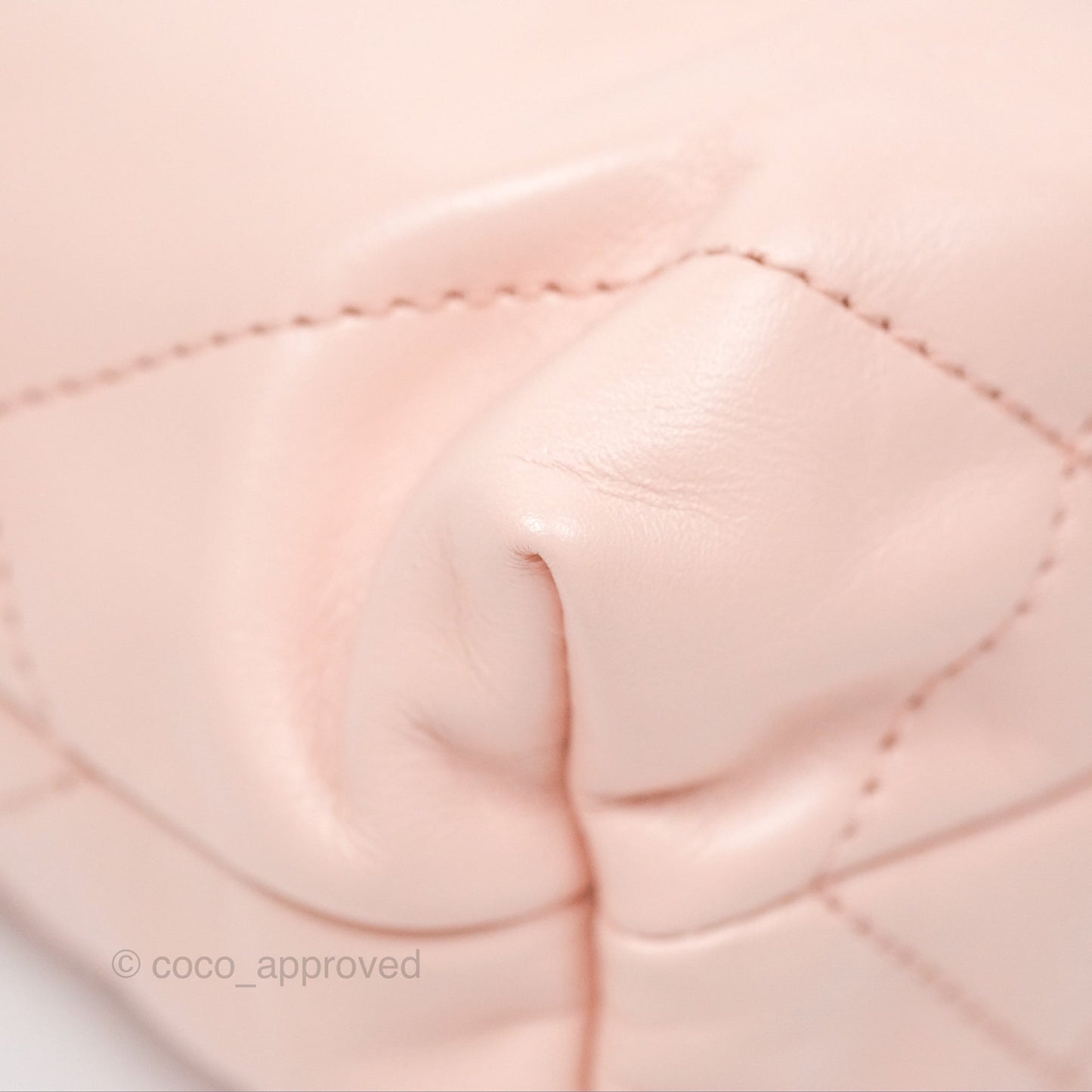 Chanel 22 Mini Bag Pink Shiny Crumpled Calfskin