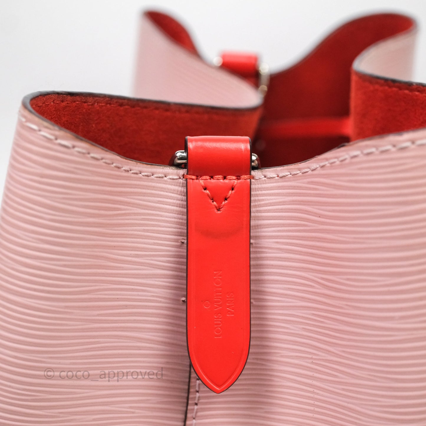 Louis Vuitton Neonoe MM Pink Epi