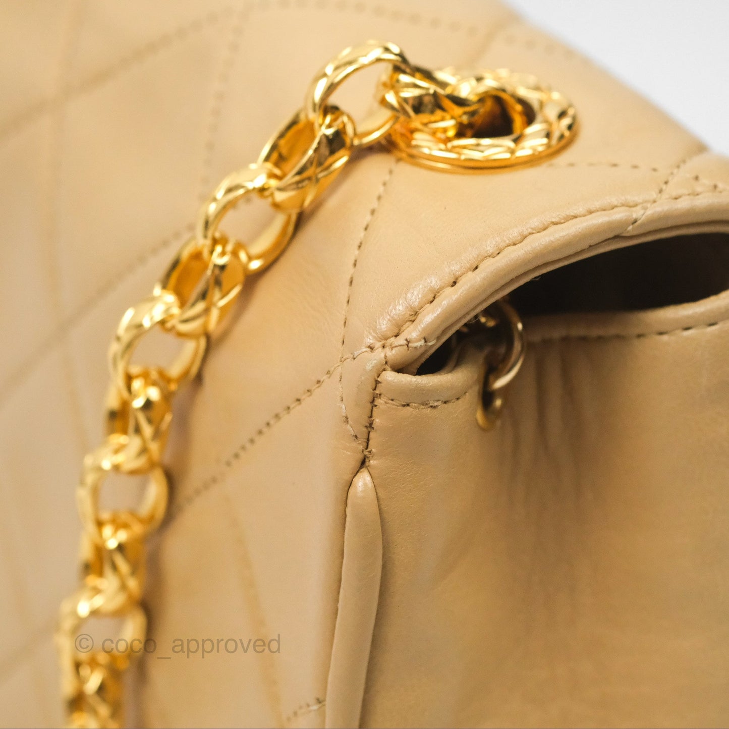 Chanel Vintage Flap Bag Beige Lambskin Gold Hardware