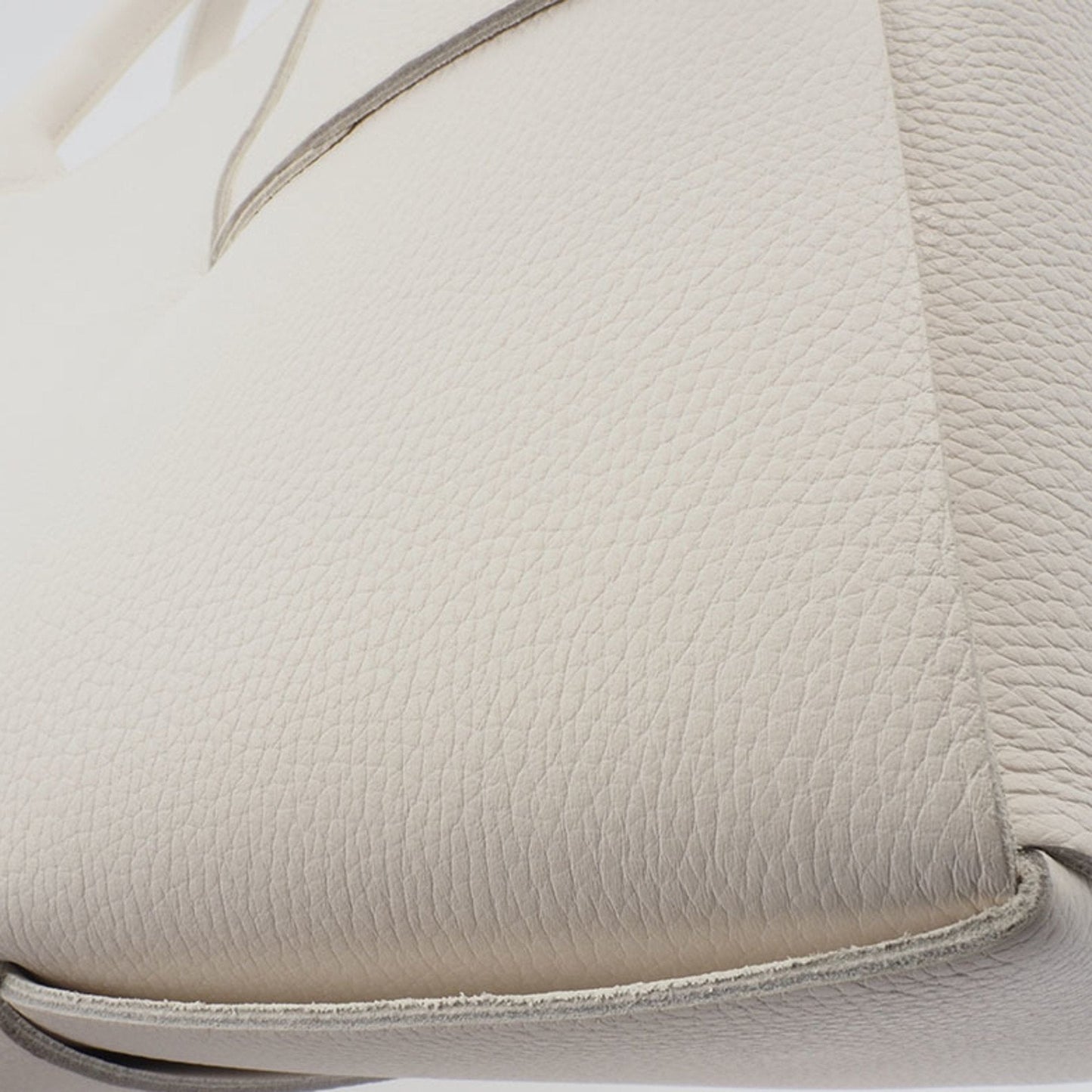 Luxury Bottega Veneta Leather Handbag Tote Bag ()