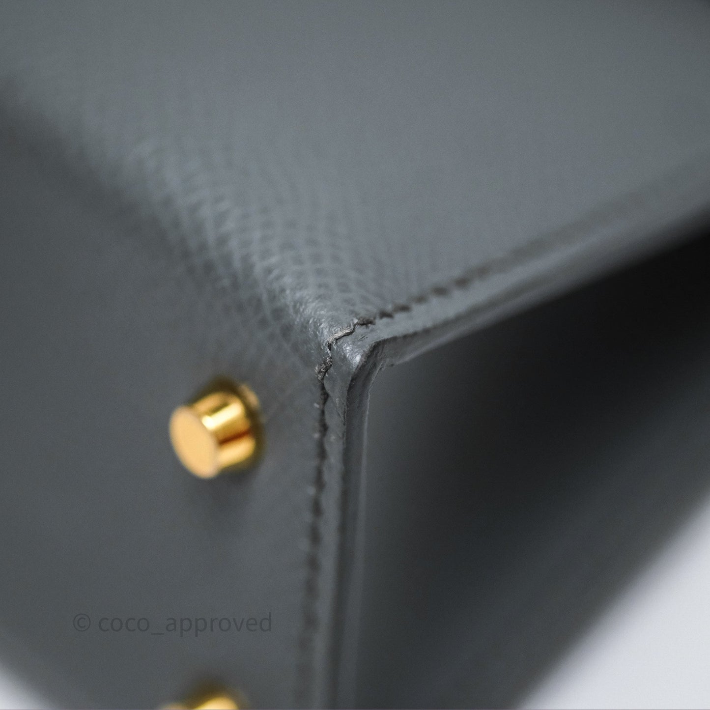 Hermès Mini Kelly II Vert Amande 63 Epsom Gold Hardware