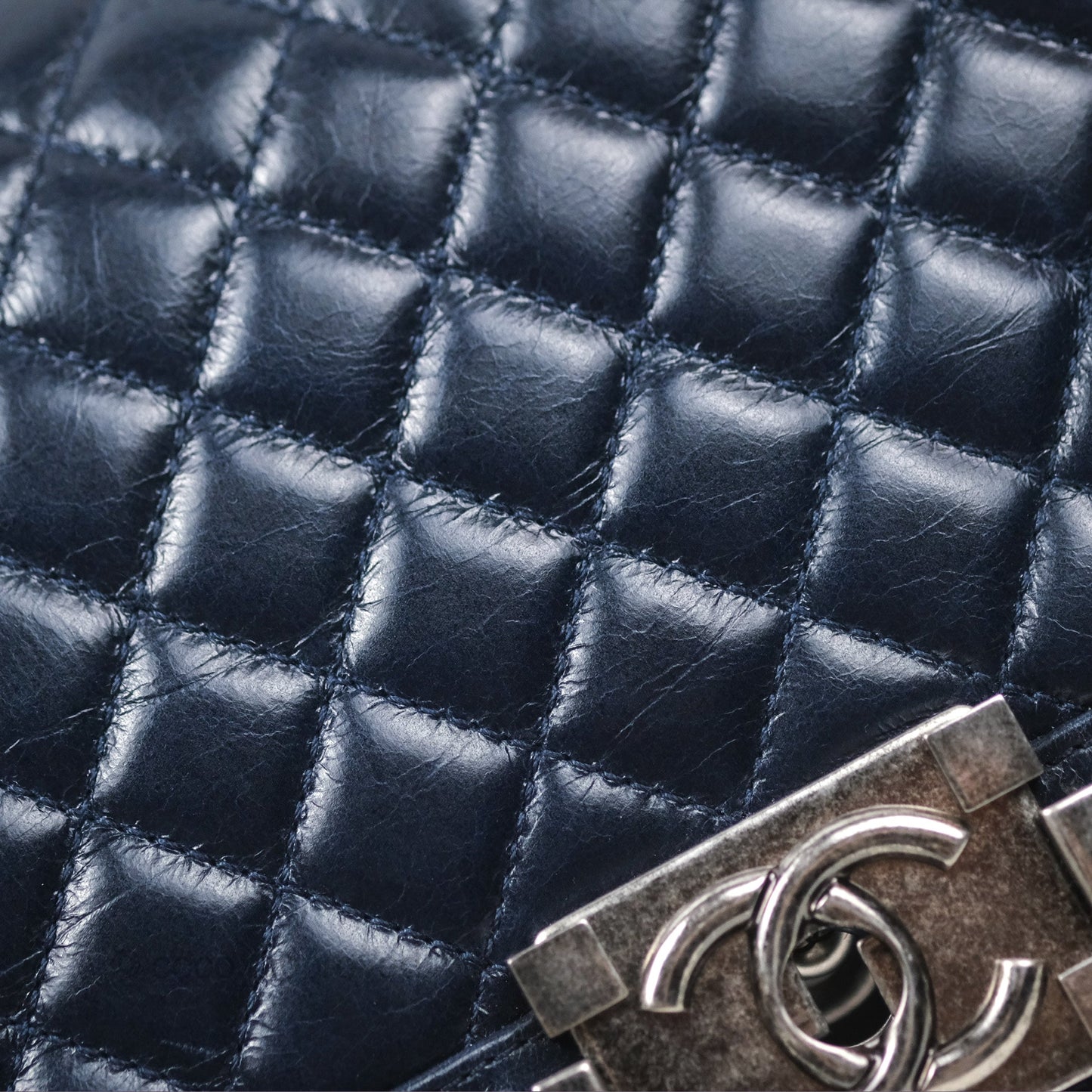 Chanel Medium Chain Edge Boy Quilted Navy Aged Glazed Calfskin Ruthenium Hardware