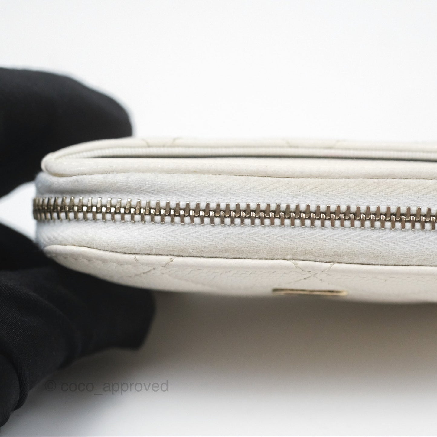 Chanel Classic Zipped Coin Purse White Caviar Gold Hardware