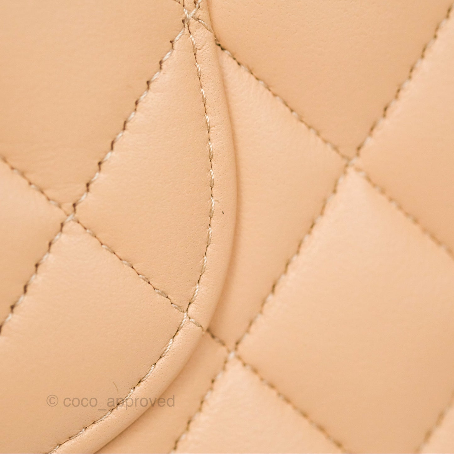 Chanel Classic M/L Medium Flap Quilted Beige Lambskin Gold Hardware