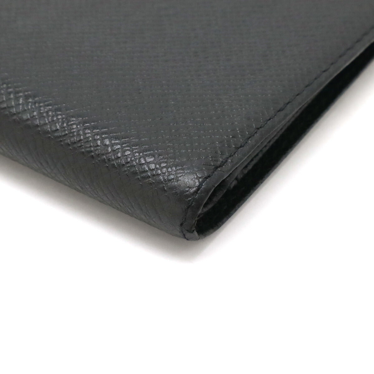 Louis Vuitton Taiga Bifold Wallet Black M30422