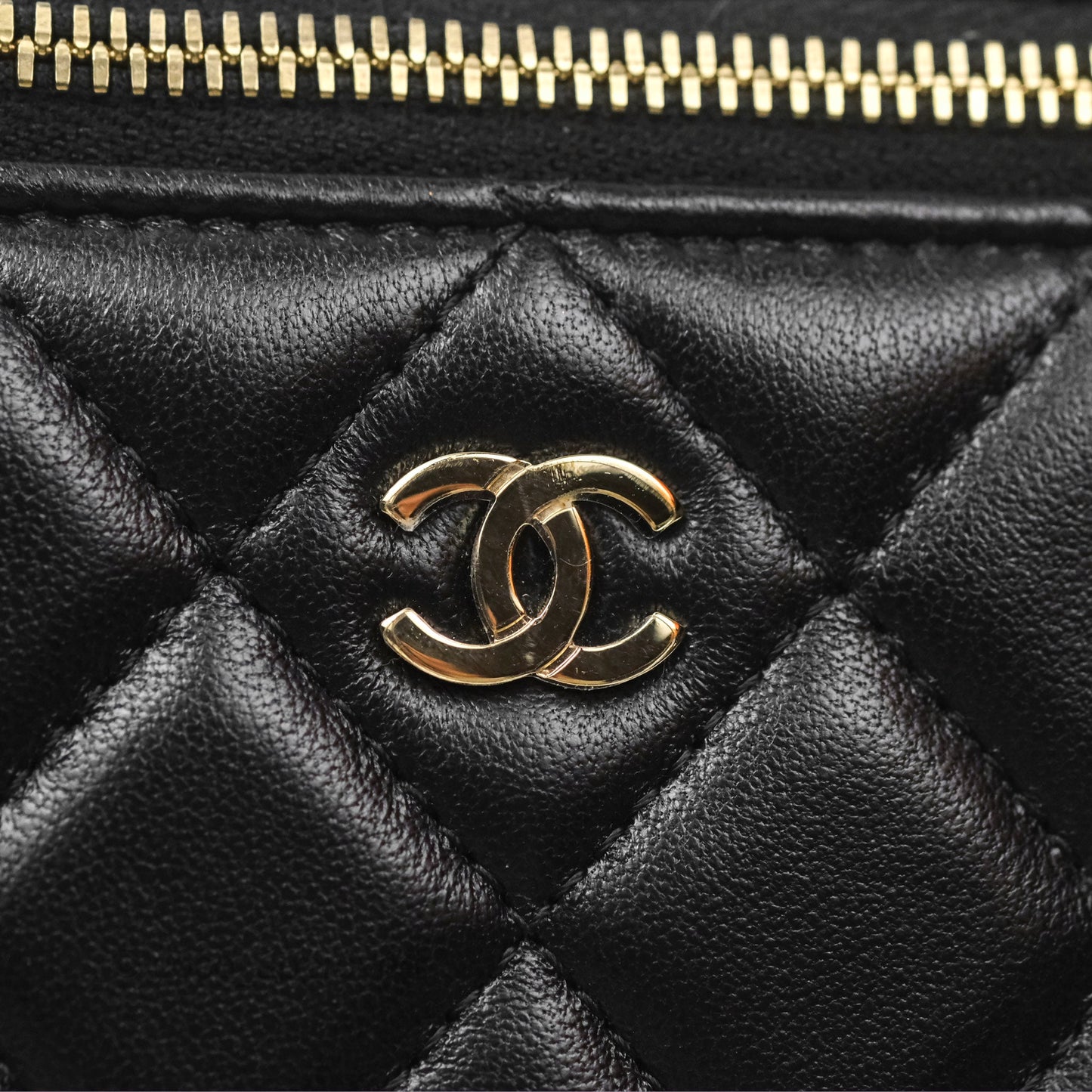 Chanel Vanity Rectangular with Chain Black Lambskin Gold Hardware