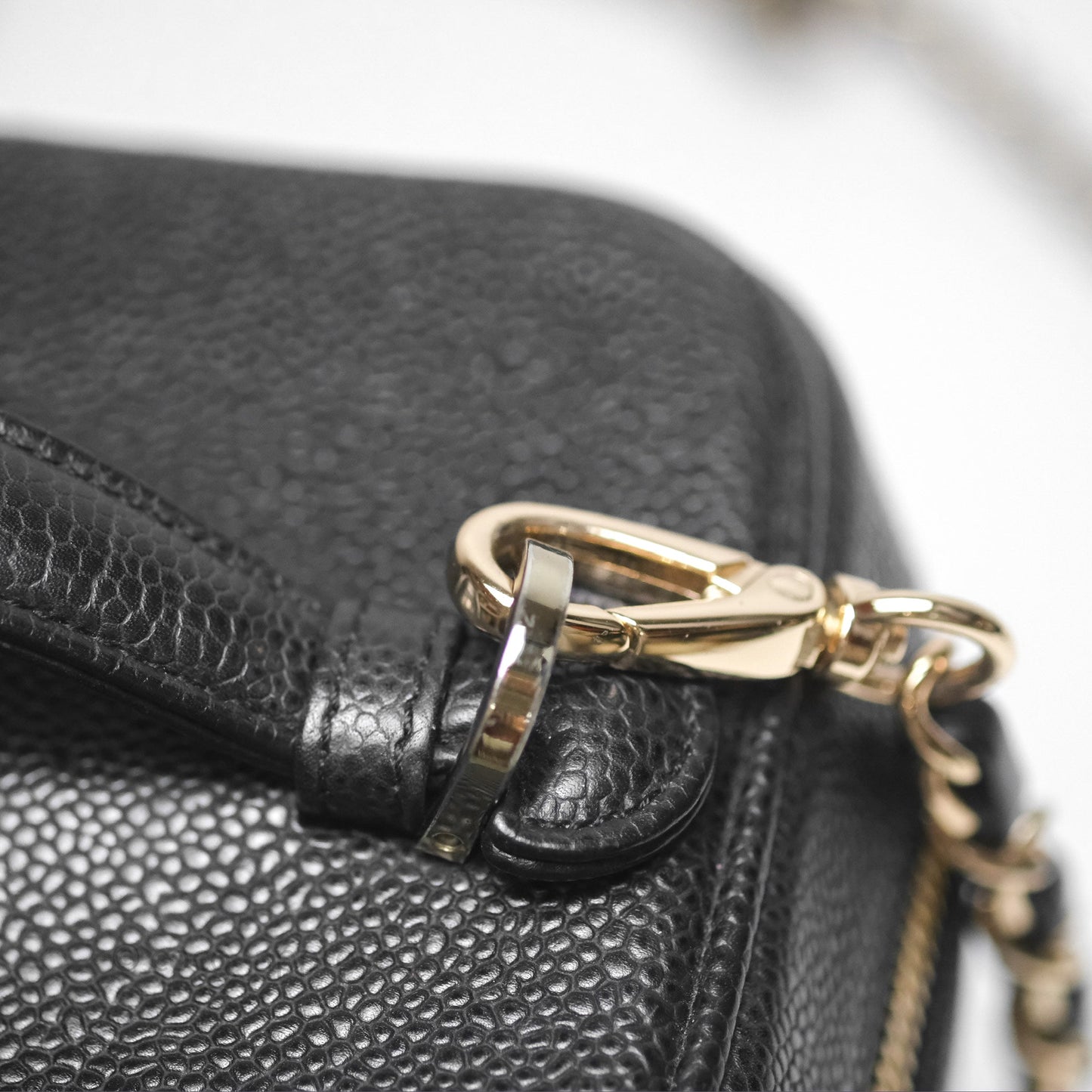 Chanel Vintage Vanity Case Black Caviar Gold Hardware