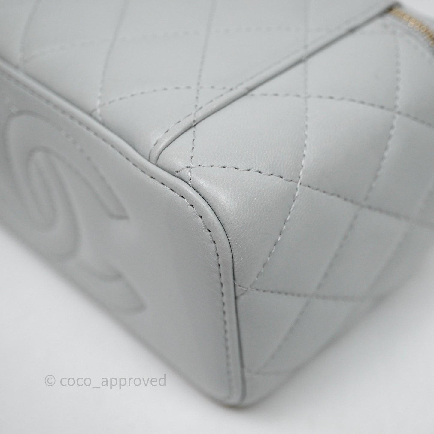 Chanel Coco Chain Vanity Blue Lambskin Gold Hardware