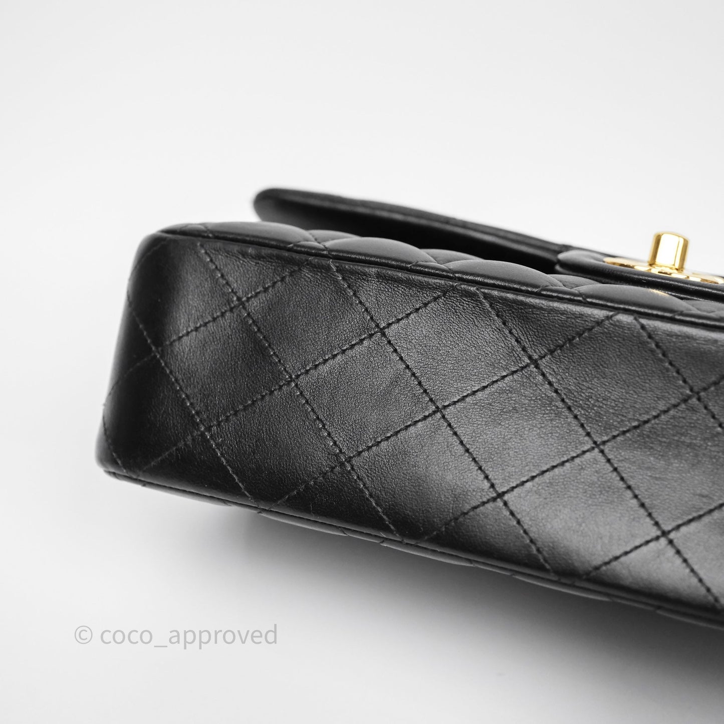 Chanel Classic M/L Medium Flap Quilted Black Lambskin Gold Hardware
