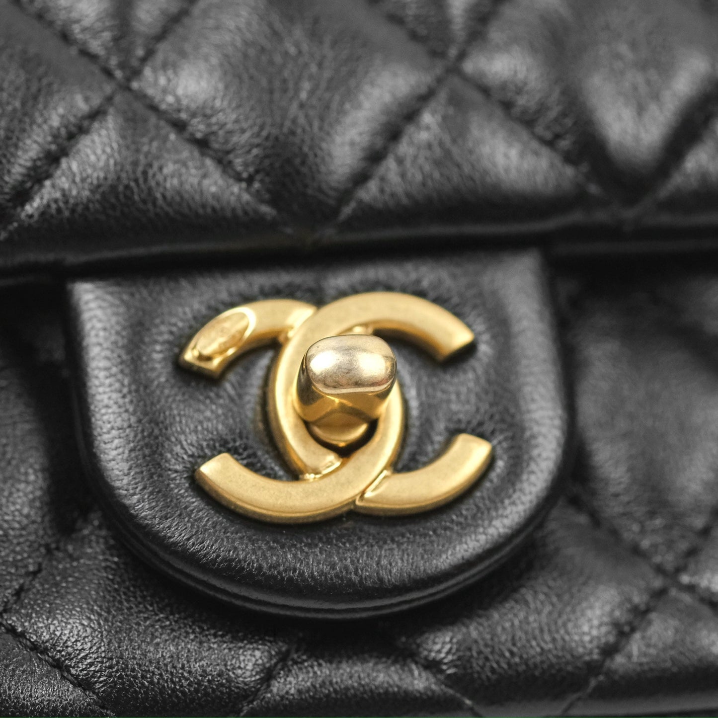 Chanel Mini Flap Bag with Pearl Chain Black Shiny Lambskin Aged Gold Hardware 24P