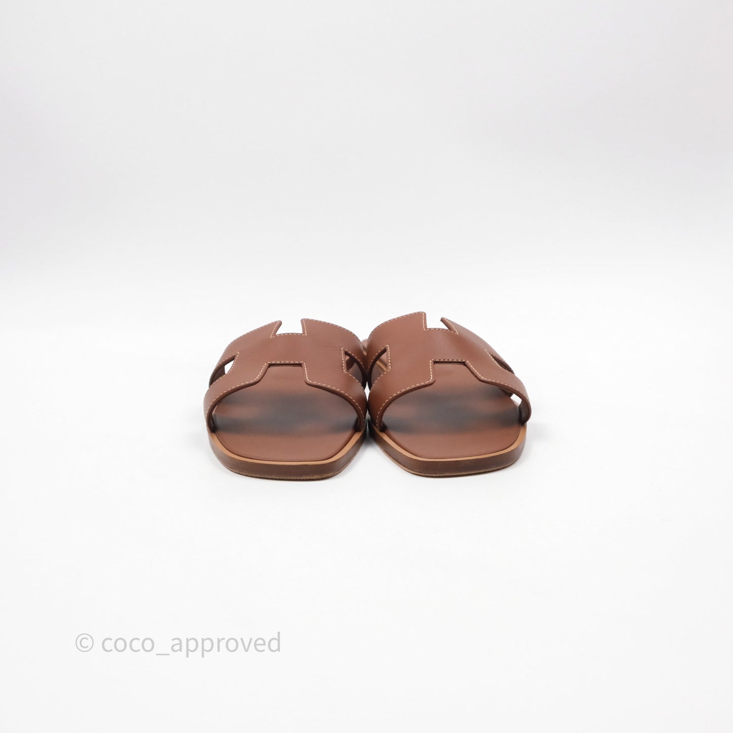 Hermès Oran Sandals in Gold Size 39