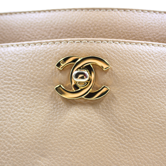 Luxury Chanel Cerf Executive Shopper Tote