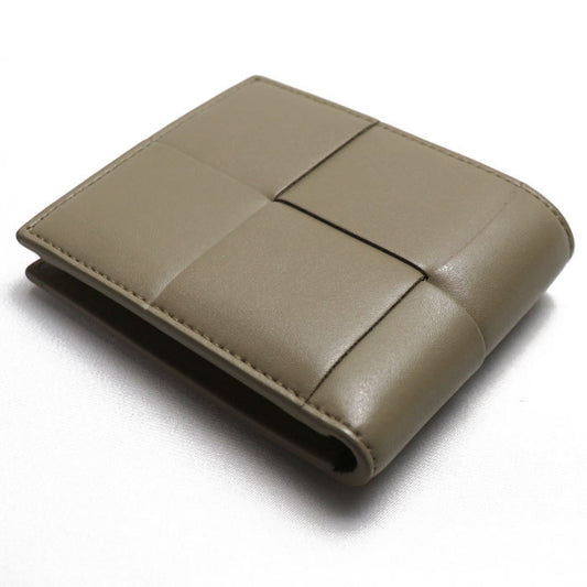 Luxury Bottega Veneta Intrecciato Wallet (Bi-Fold) ()