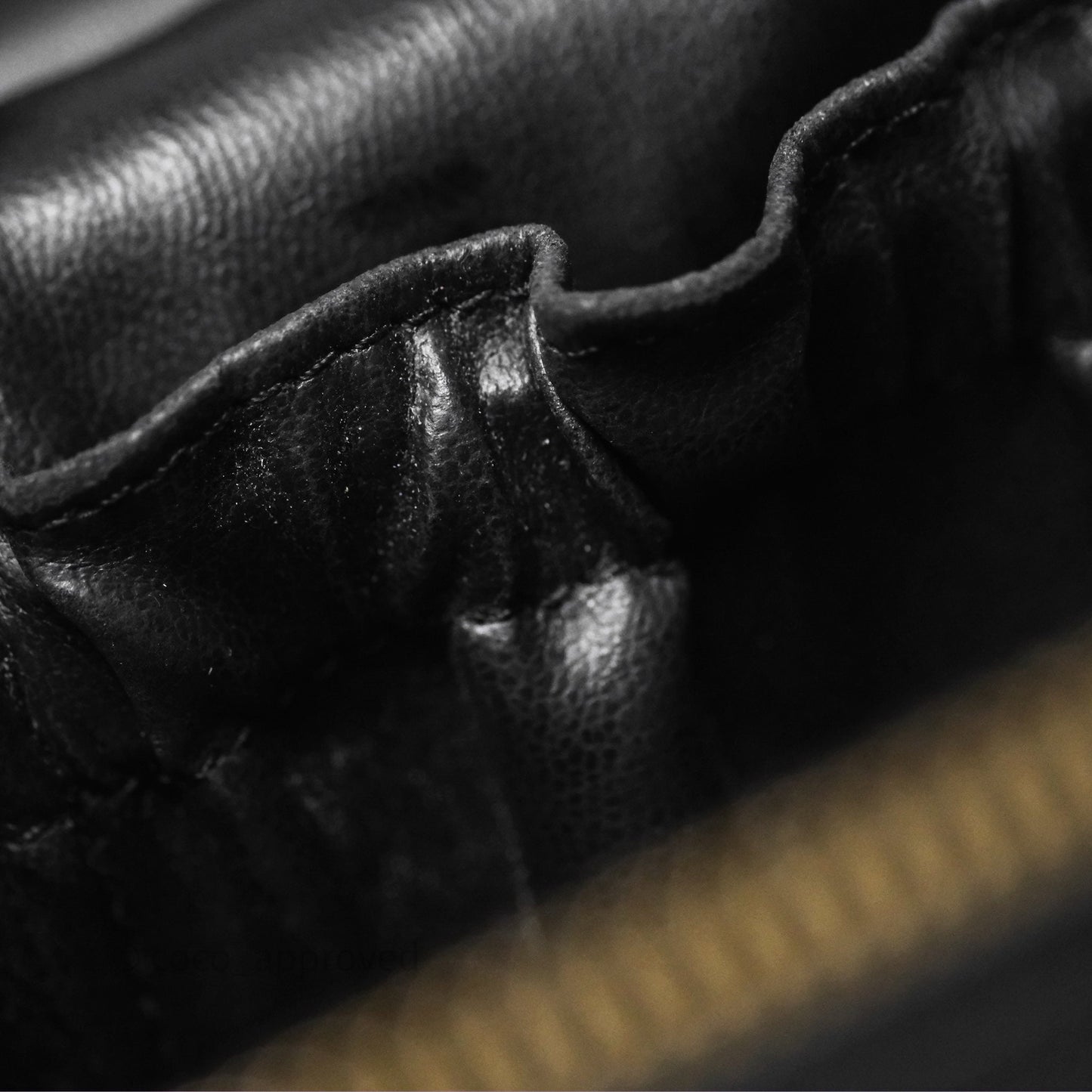Chanel Vintage Vanity Case Black Caviar Gold Hardware
