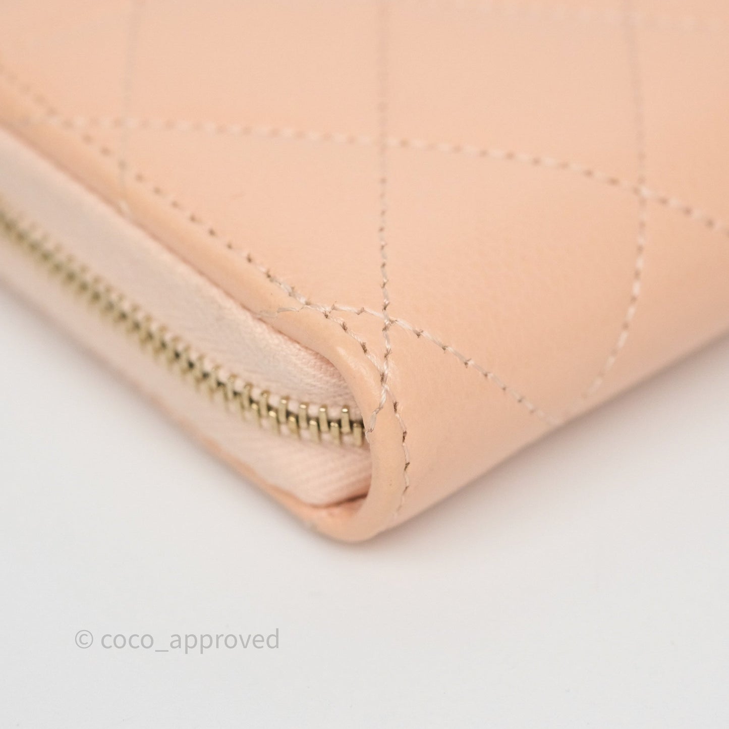 Chanel Classic Zipped Coin Purse Salmon Pink Caviar Gold Hardware