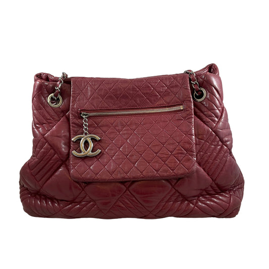 Luxury Chanel In & Out Flap Bag