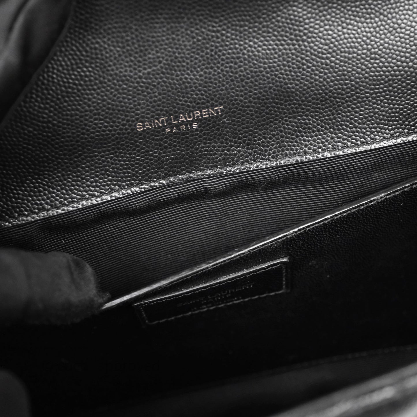 Saint Laurent Envelope Medium So Black Caviar