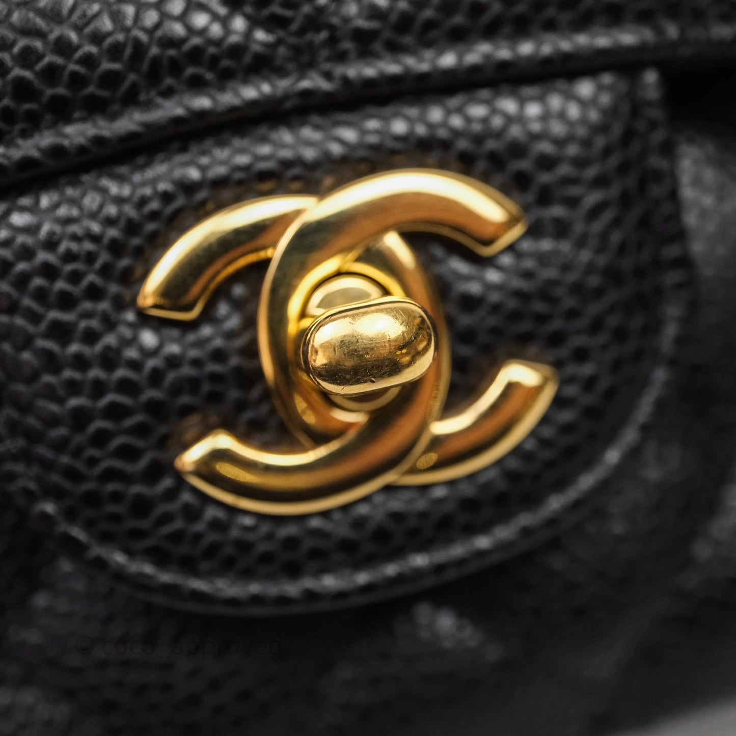 Chanel Classic M/L Medium Flap Quilted Black Caviar Gold Hardware