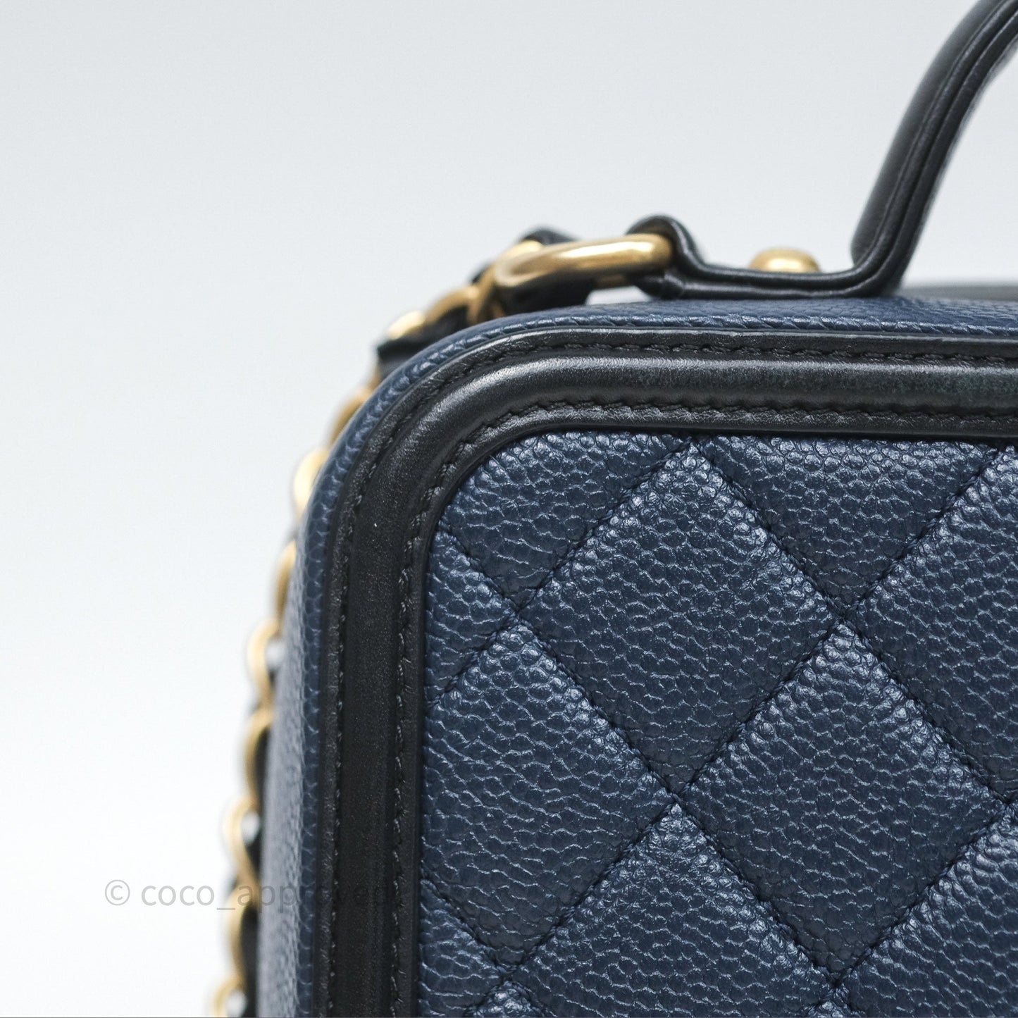 Chanel Quilted Medium CC Filigree Vanity Case Dark Navy Caviar Gold Hardware