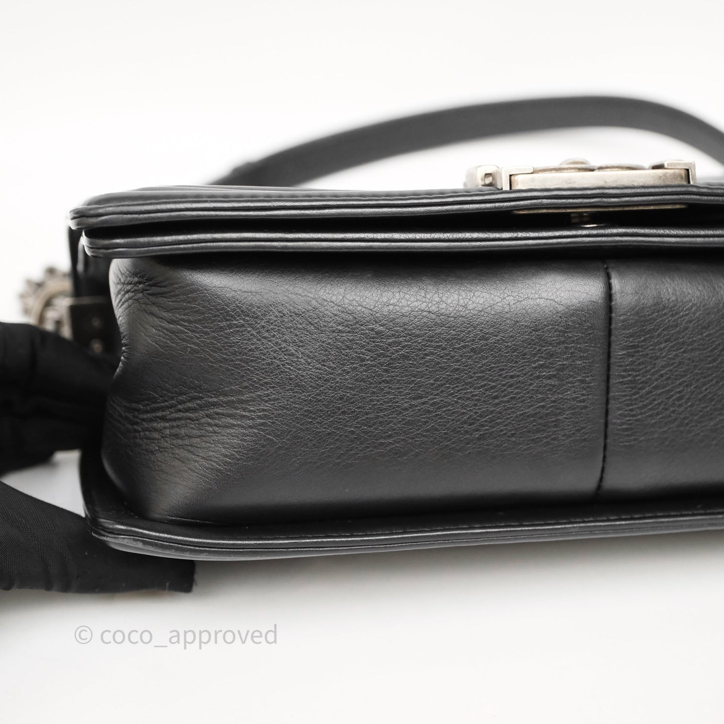 Chanel Quilted Medium Boy Black Lambskin Ruthenium Hardware