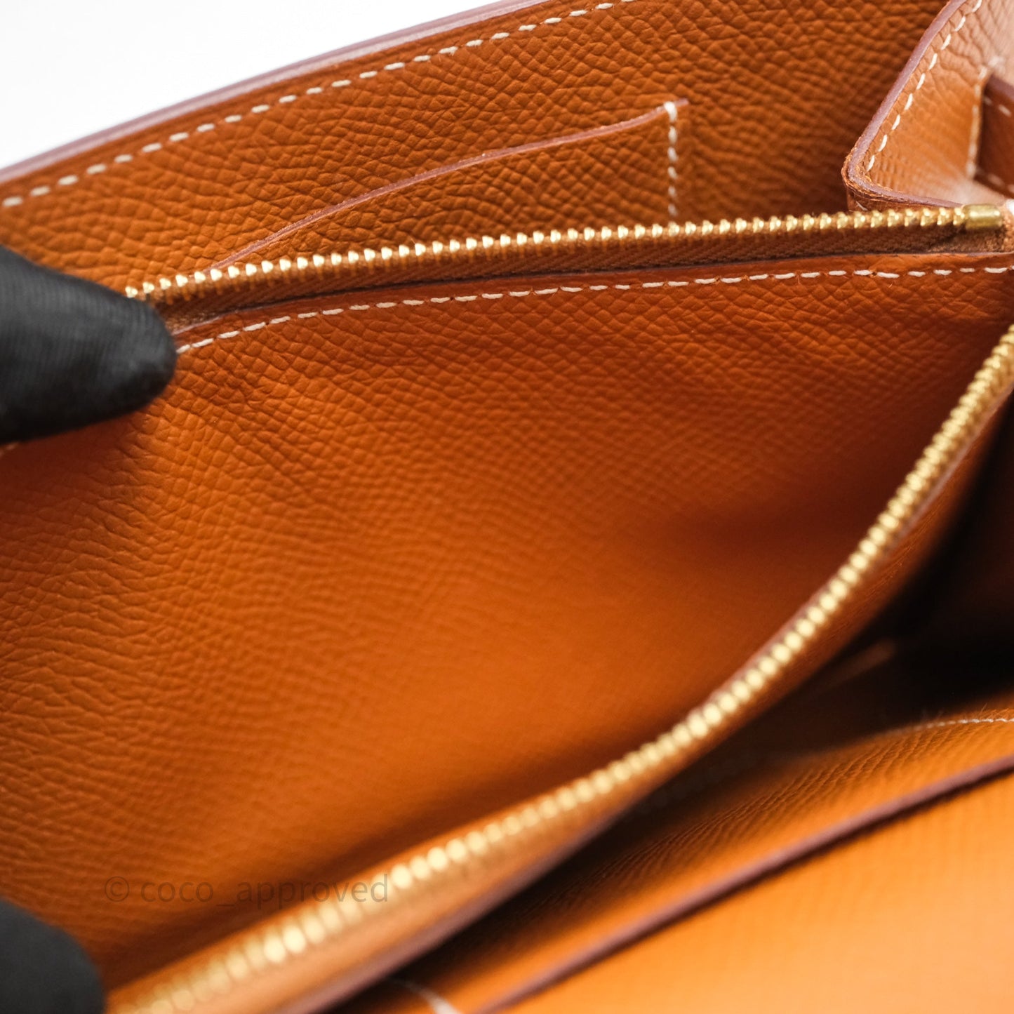 Hermès Kelly To Go Wallet Gold 37 Epsom Gold Hardware