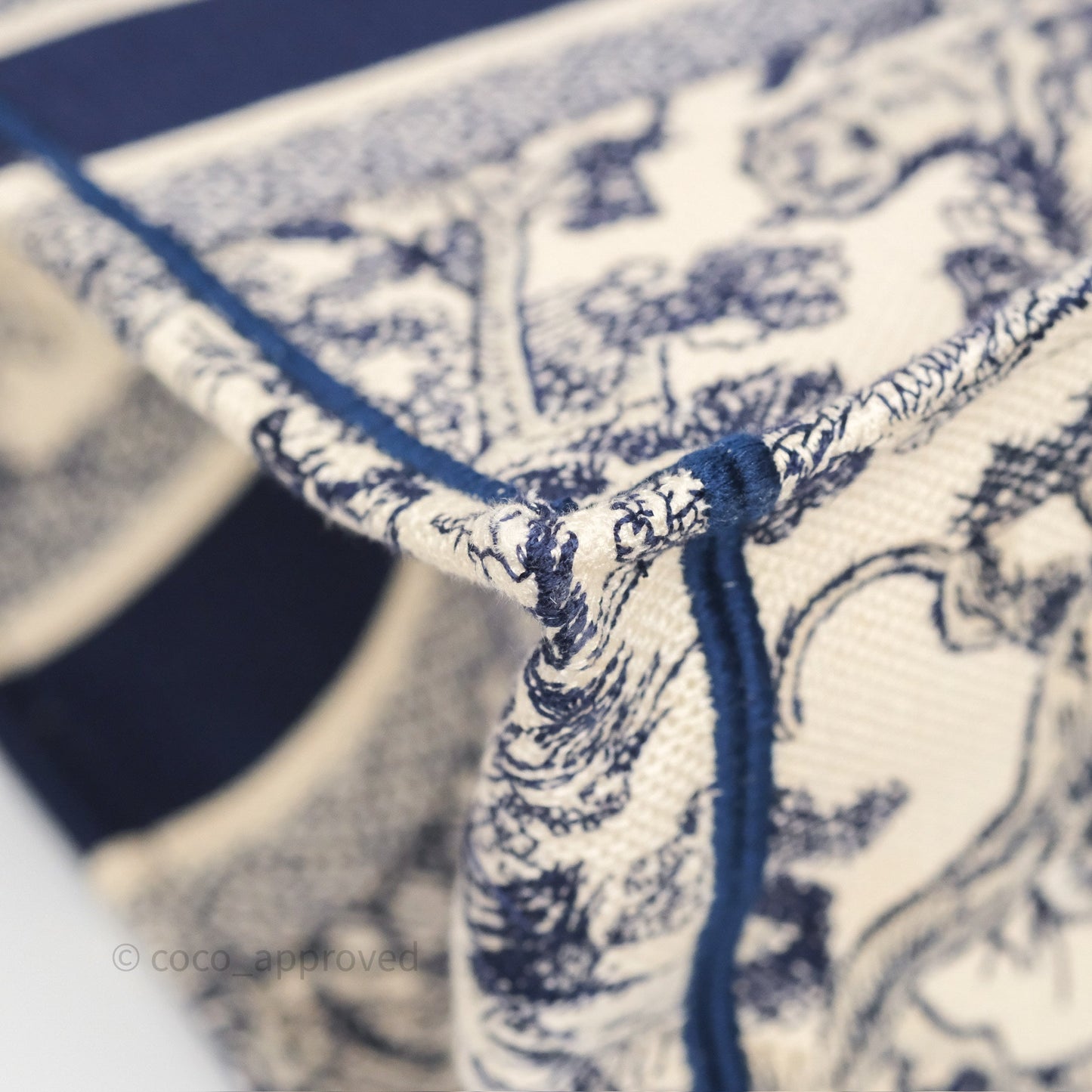 Dior Medium Book Tote White/Blue Toile De Jouy Embroidered Canvas
