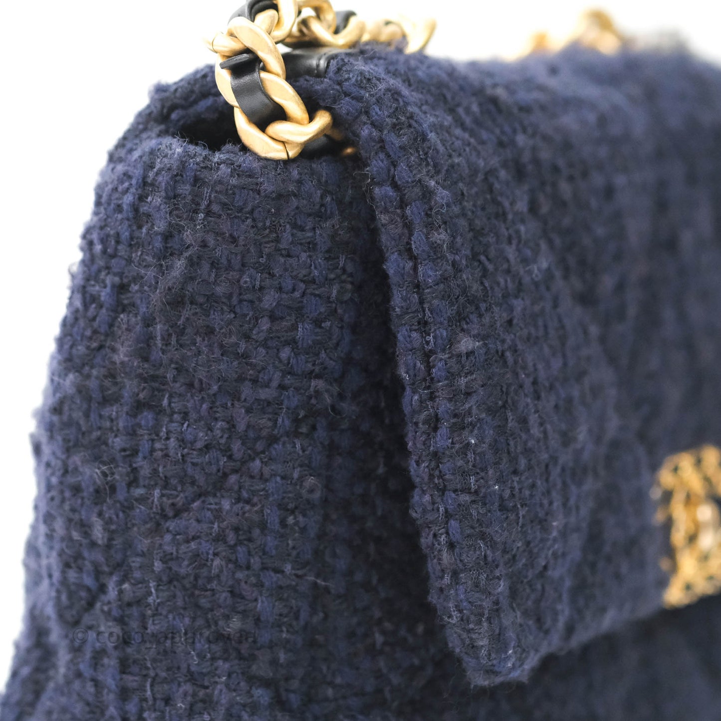 Chanel 19 Medium Tweed Navy Mixed Hardware