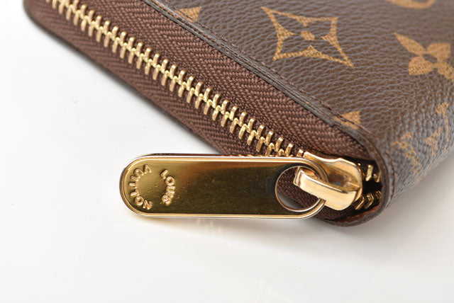 Louis Vuitton Monogram Canvas Zippy Wallet M60017