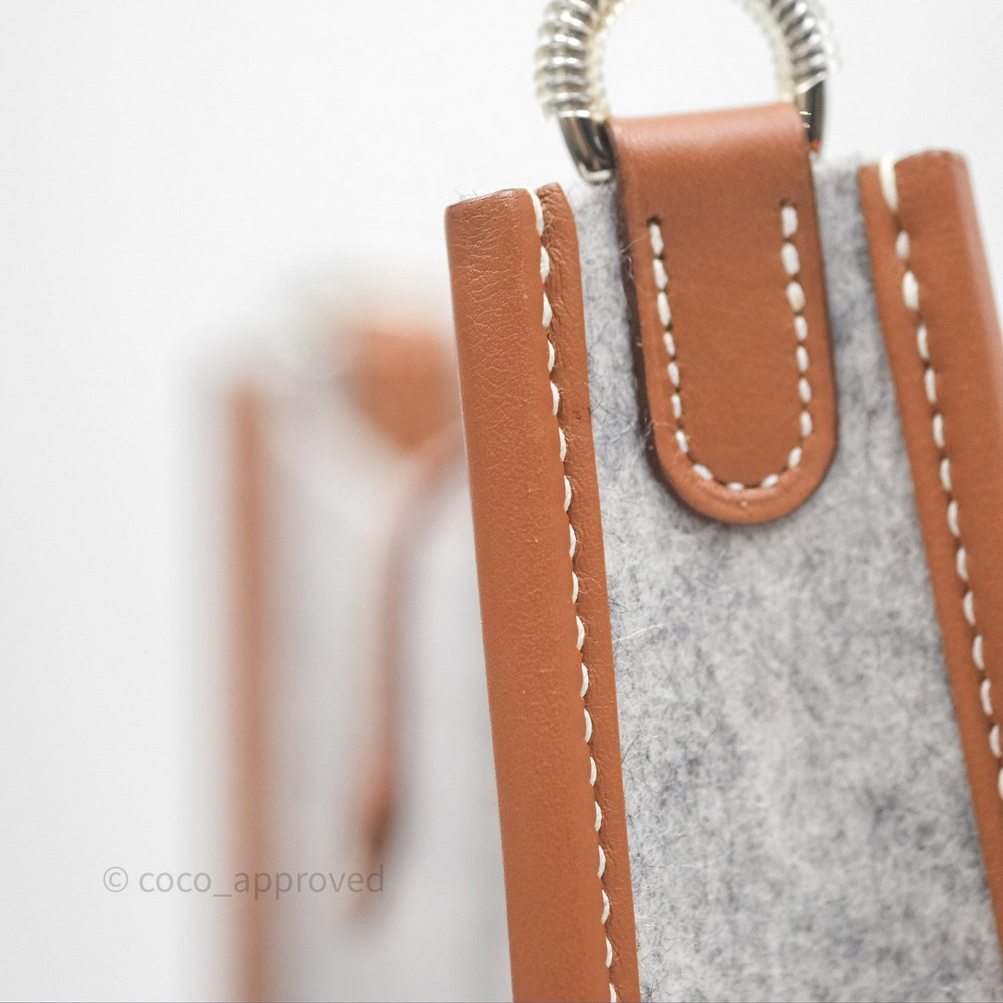 Hermès Mini Evelyne 16 Gris Clair/ Gold Wool Feutre Swift Palladium Hardware