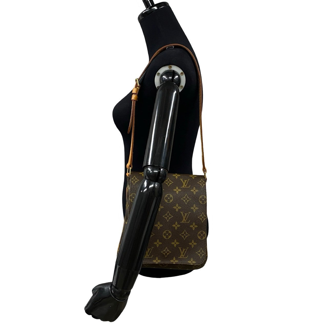 LOUIS VUITTON Shoulder Bag leather Brown Monogram Musette Salsa