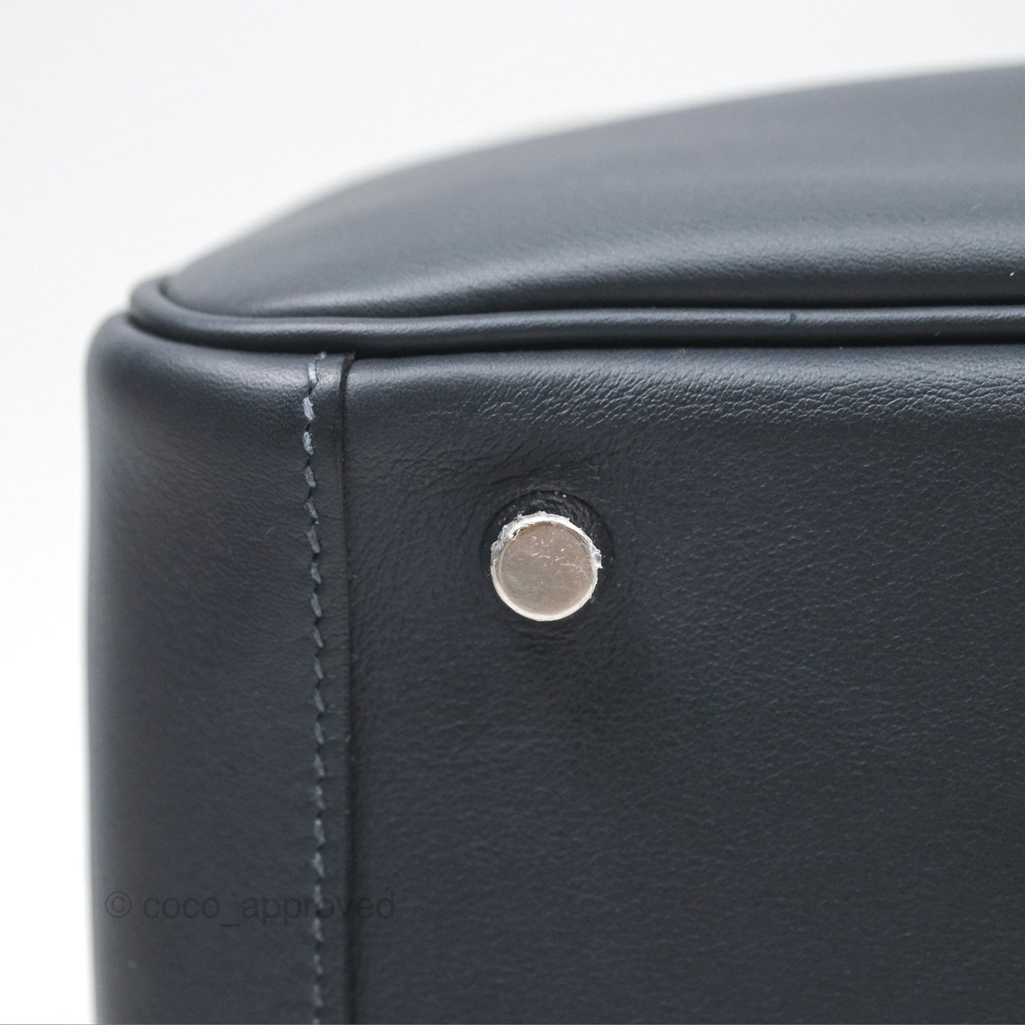 Hermès Lindy 26 Caban/Bleu Frida Swift Palladium Hardware