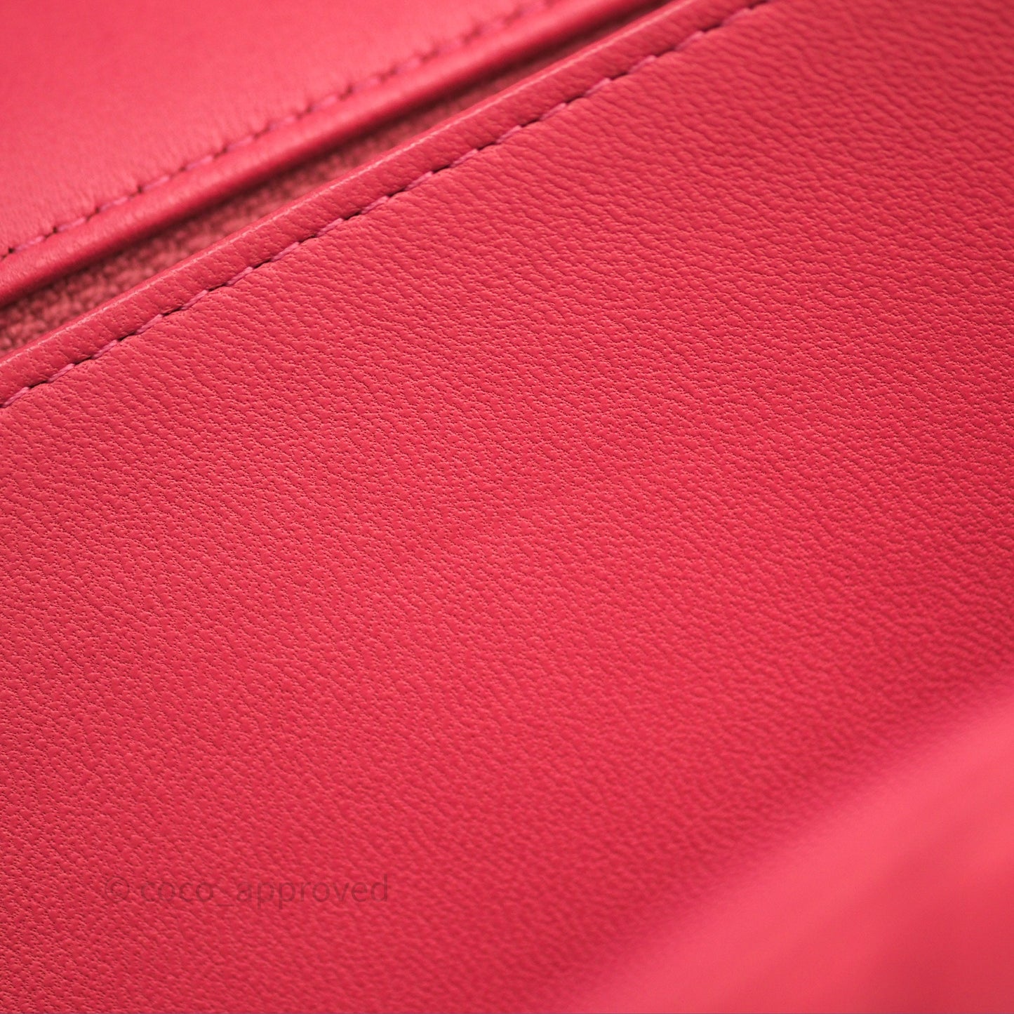Chanel M/L Medium Flap Bag Valentine Limited Edition Pink Lambskin Gold Hardware