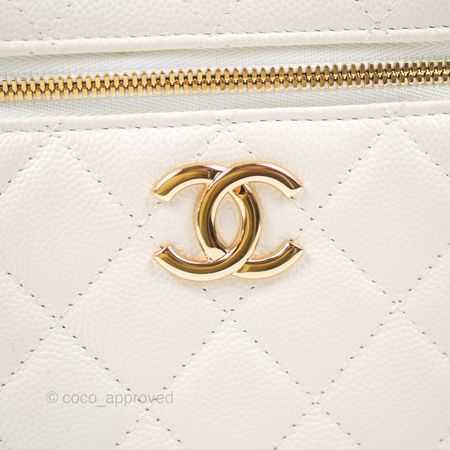 Chanel Quilted Top Handle Vanity Case White Caviar Gold Hardware
