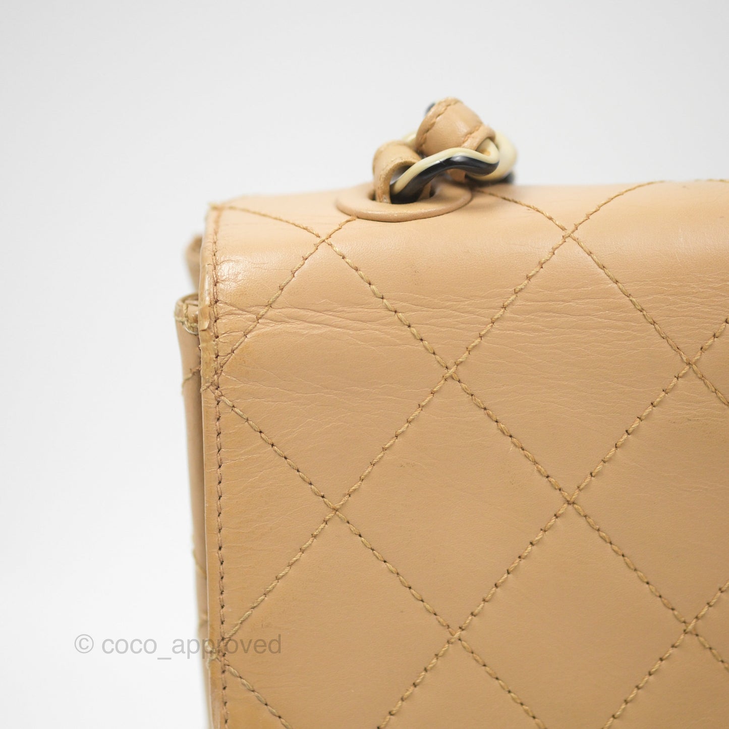 Chanel Vintage Jumbo Beige Flap Bag Lambskin Enamel Hardware
