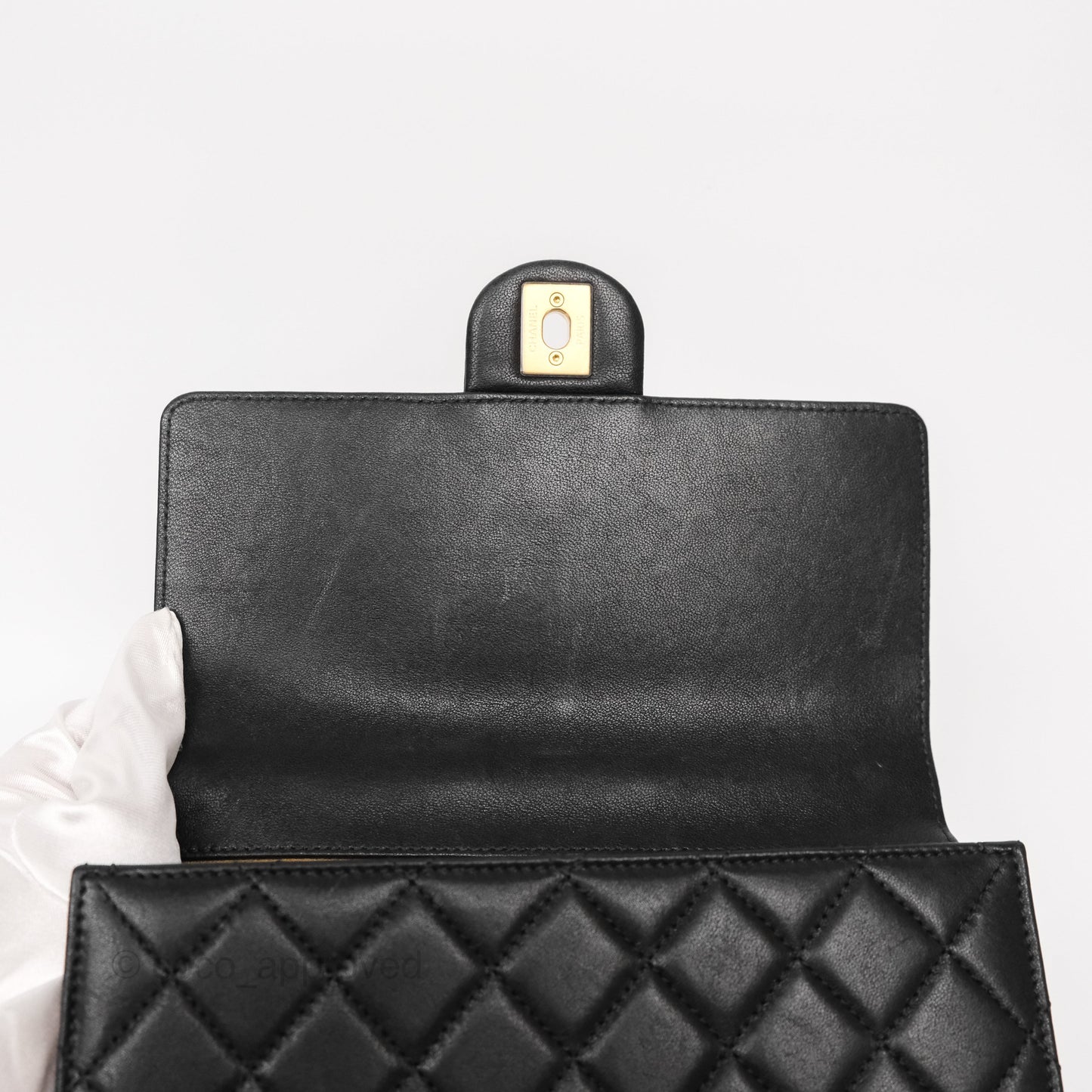 Chanel Small Chic Pearls Flap Quilted Black Goatskin Aged Gold Hardware
