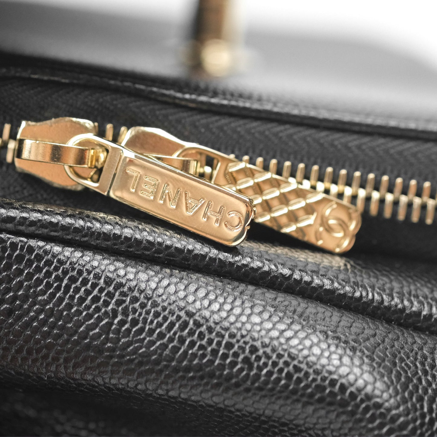 Chanel Quilted Medium Business Affinity Flap Black Caviar Light Gold Hardware