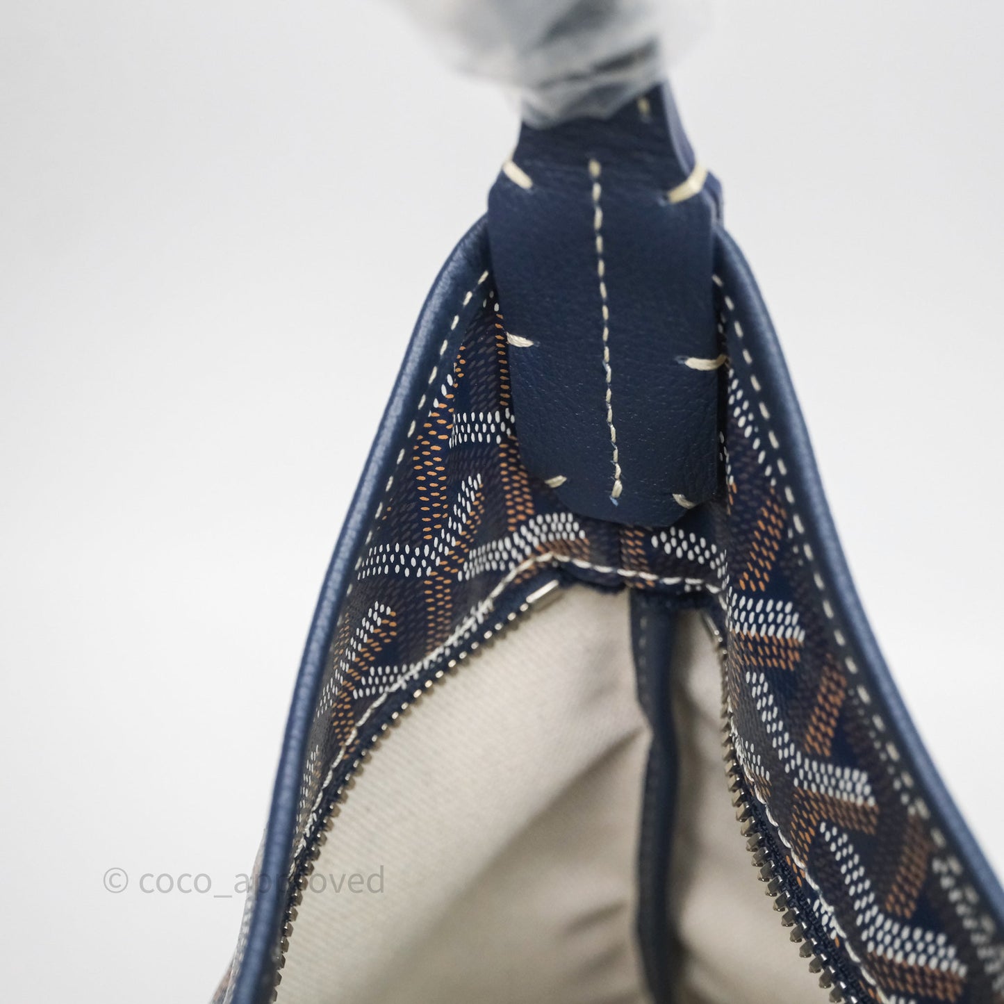 Goyard Bohème Hobo Bag Navy Goyardine Canvas