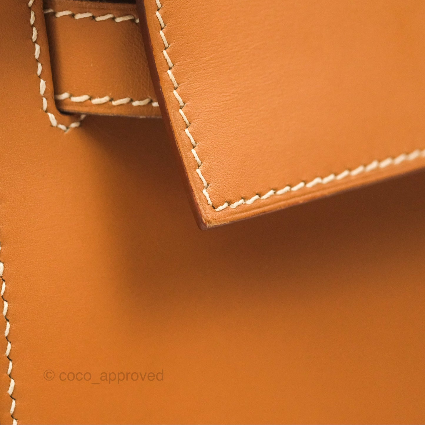 Hermès Vintage Kelly 28 Sellier Gold Calf Gold Hardware