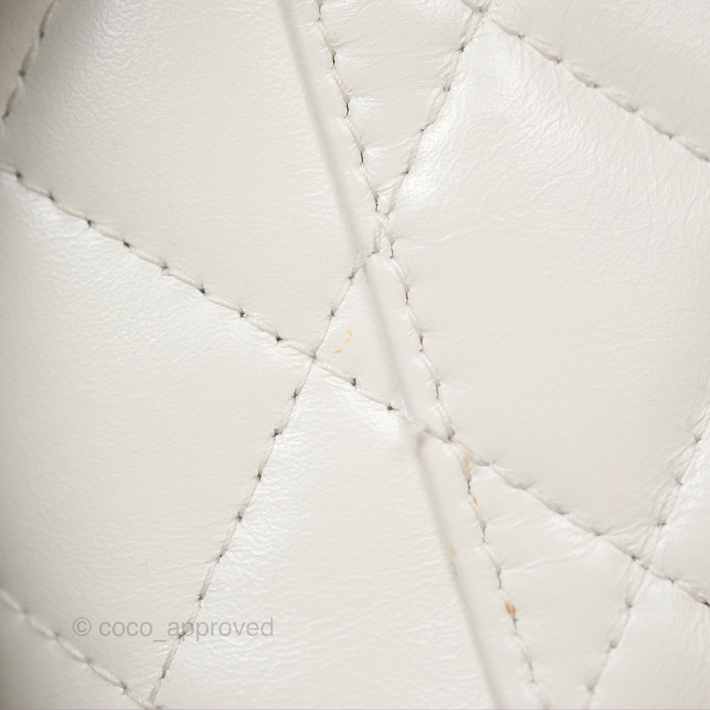 Chanel Quilted Mini Perfect Fit Vanity With Chain White Calfskin Aged Gold Hardware