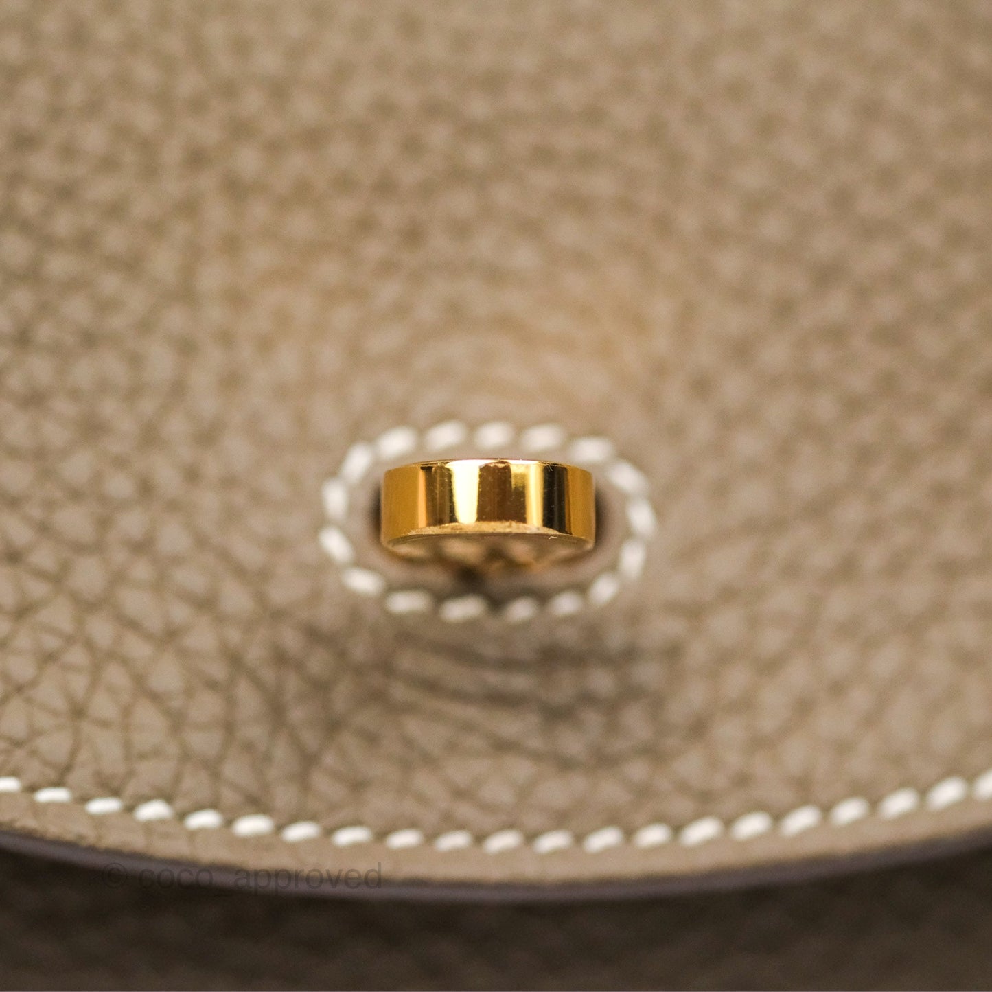Hermès Lindy 26 Etoupe Clemence Gold Hardware
