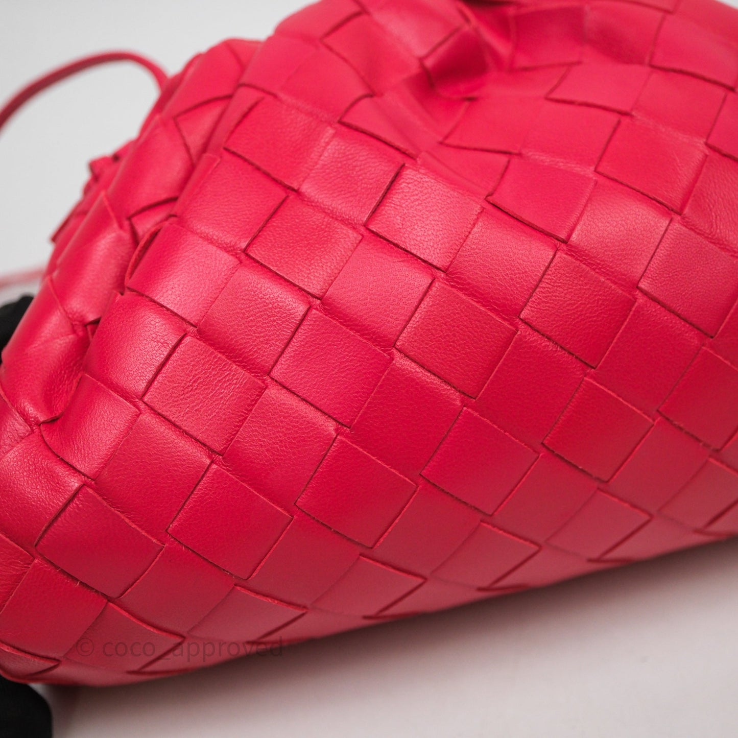 Bottega Veneta Mini Pouch Red Intrecciato Lambskin