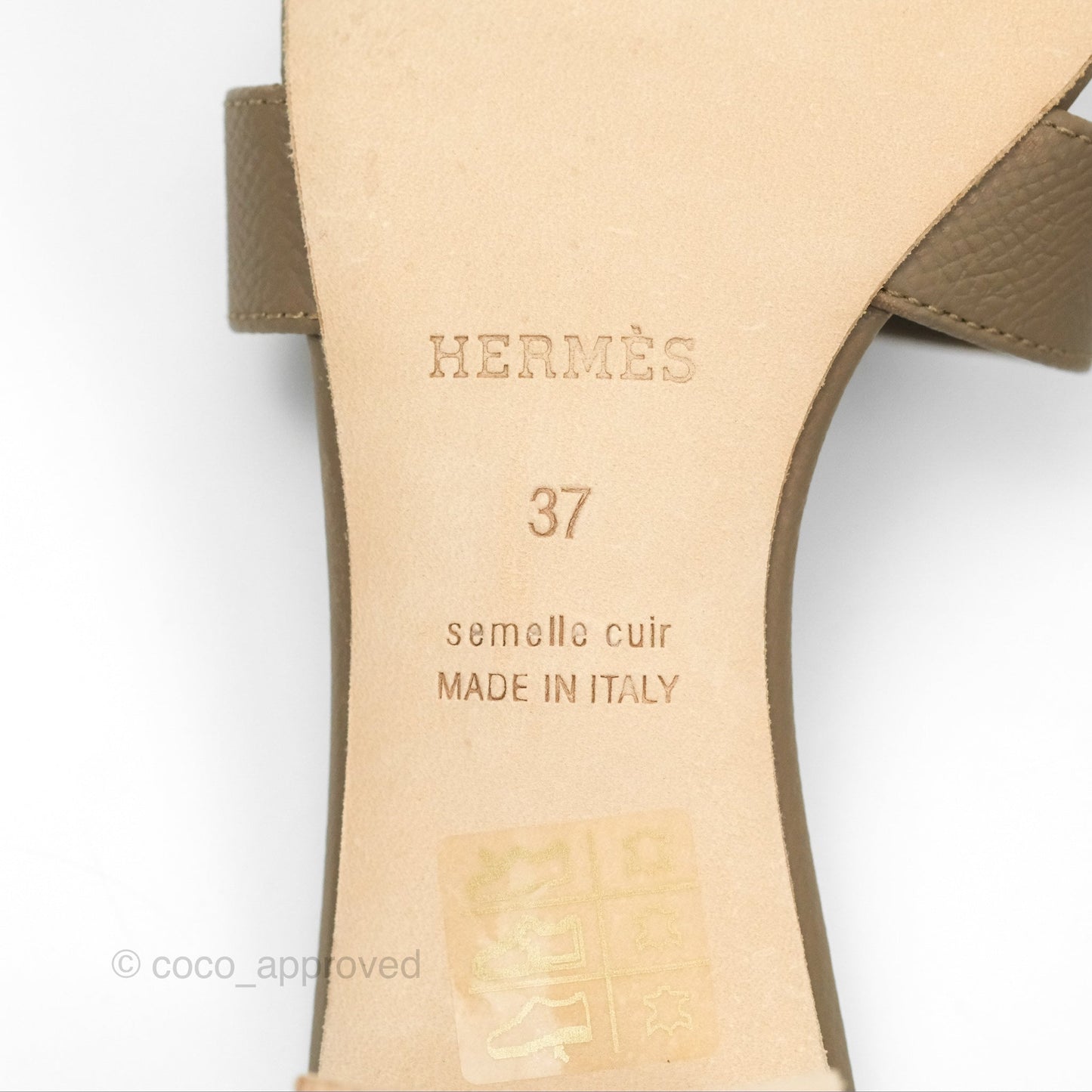 Hermès Oasis Sandals in Etoupe Epsom Size 37