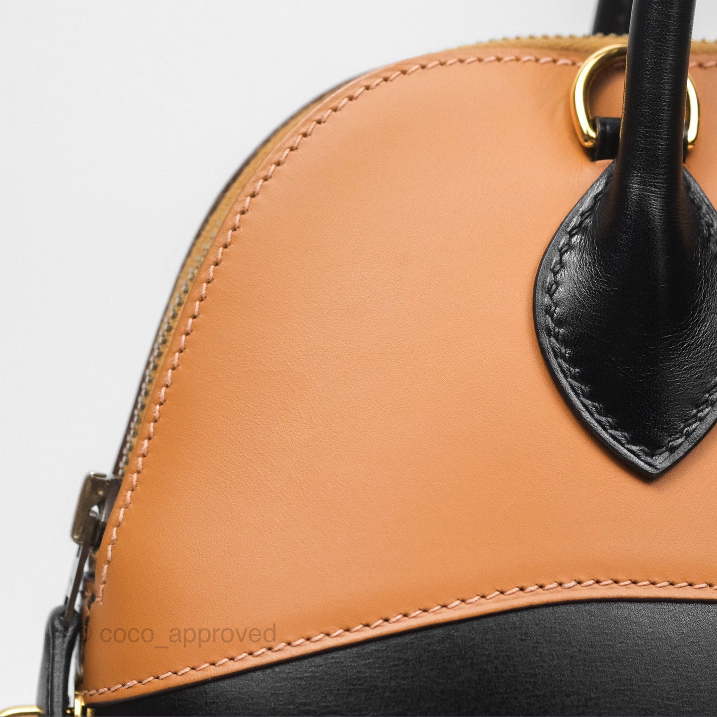 Hermès Bolide 31 Noir 89 / Natural Box Leather Gold Hardware