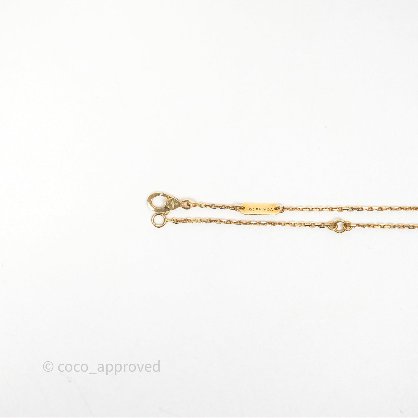 Van Cleef & Arpels Vintage Alhambra Pendant White Mother-of-pearl Yellow Gold